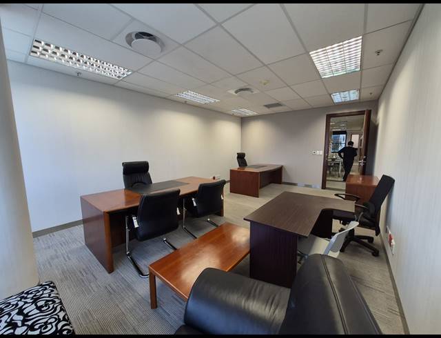 42M² OFFICE TO LET IN SANDTON CENTRAL
